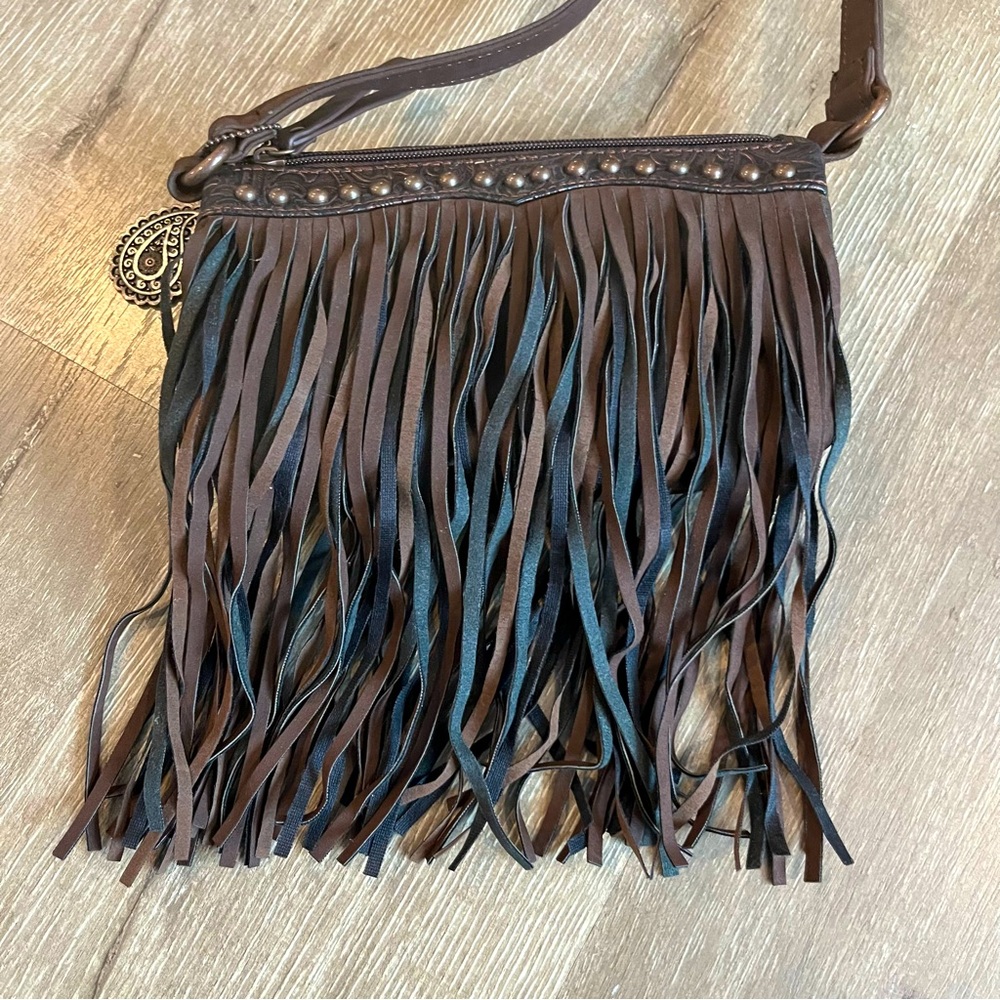 AMERICAN WEST Bandana Brown Tooled Leather Fringed Crossbody Purse Cowgi…